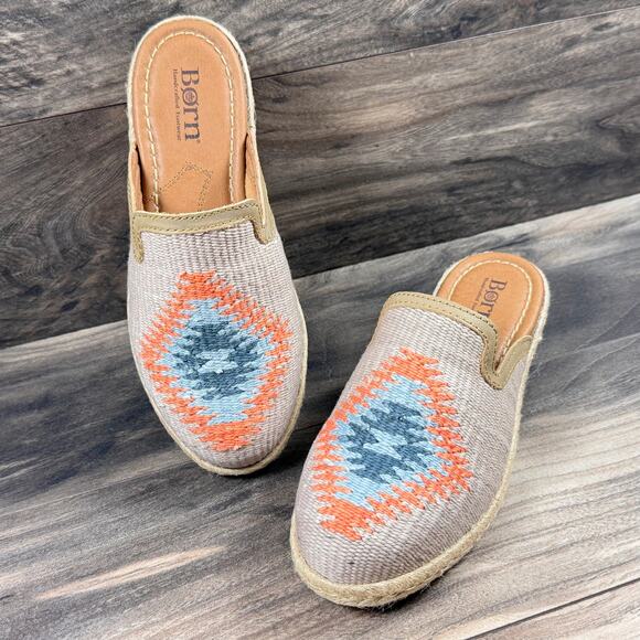 NIB Born Gretta 7M Woven Espadrilles Slip On Clogs Loafers Flats Taupe Fabric